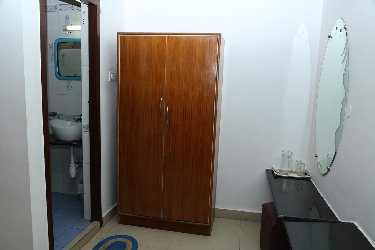 Sri Srinivasar Residency Hotel Vellore Esterno foto